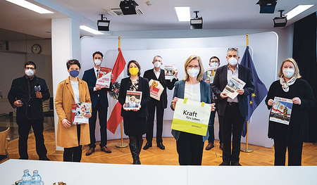 Bundesministerin Leonore Gewessler stellte sich den Fragen der Kirchenzeitungs-Chefredakteurinnen und -redakteure. 