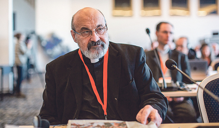 Der Religionsphilosoph Tomáš Halík sichert den Fortbestand des Instituts „Koliner Kloster“.  