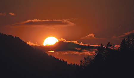 Bis zum 21. Dezember wird die Sonne jeden Tag ein bisschen später auf- und früher untergehen.