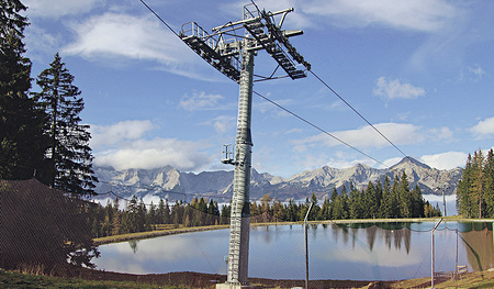 Neue Skilifte für das Stodertal spalten die Region.