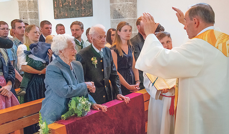Maria und Josef Wolf in der Pfarrkirche Steinerkirchen