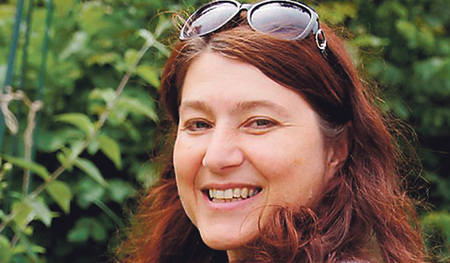 Monika Pointner ist Seelsorgerin am Ordensklinikum Linz Elisabethinen und im Hospiz St. Barbara.  