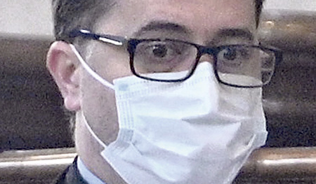 Die „Maske“ hat  u. a. in Gottesdiensten wieder Verwendung.