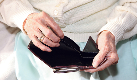 Wenn Geld aufgrund einer Notlage akut benötigt wird, ist die Pfarre Schärding mit dem Solidaritätsfonds zur Stelle.  